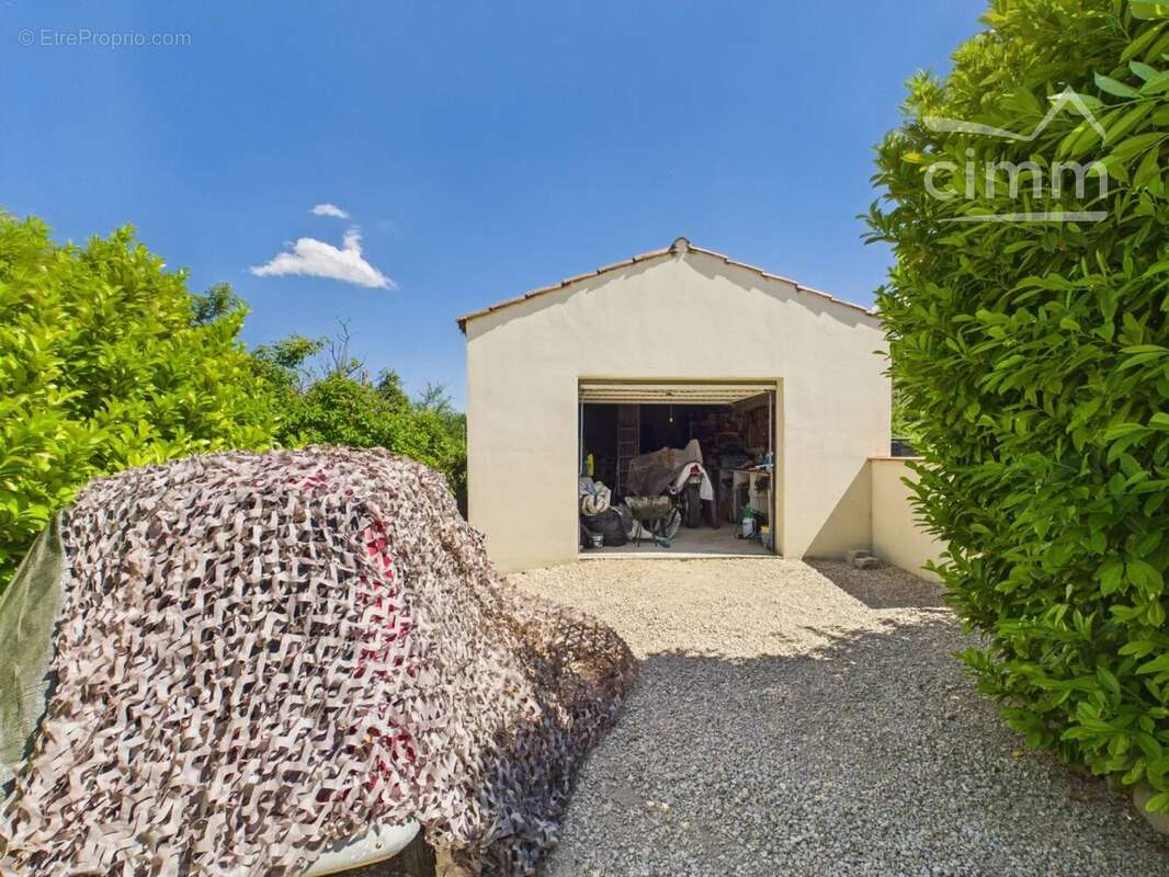 Maison à LAGORCE