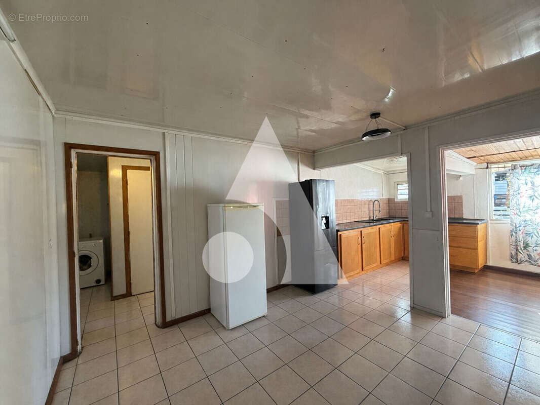 En exclusivité ! Maison F6 fort potentiel sur plus de 660m² à la Ravine des Cabris - photo 6