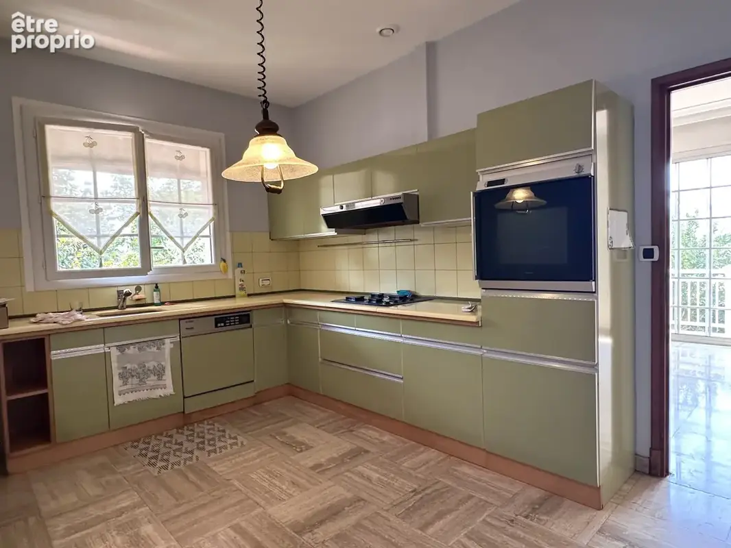 Saint-juéry   maison familiale avec véranda, vaste sous-sol et parc arboré - photo 8