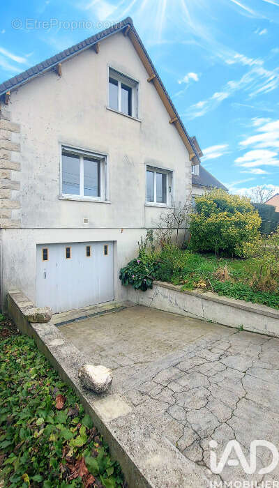 Maison 146 m² à Persan  - photo 4