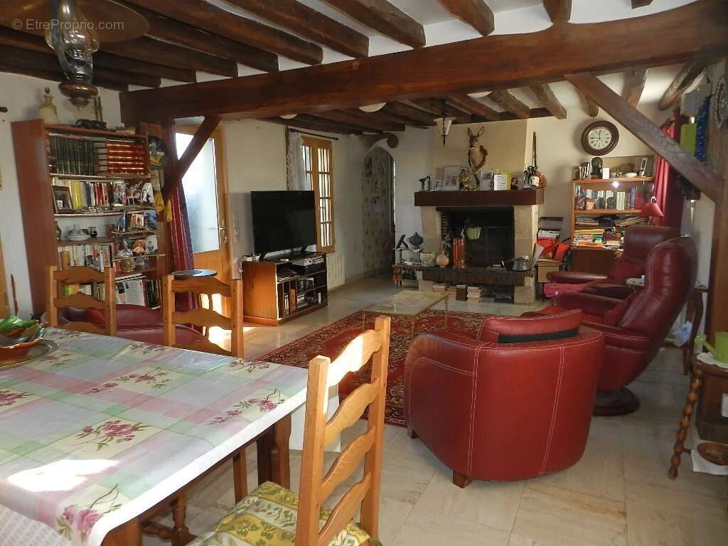 Maison à SAINTE-MARGUERITE-DE-VIETTE