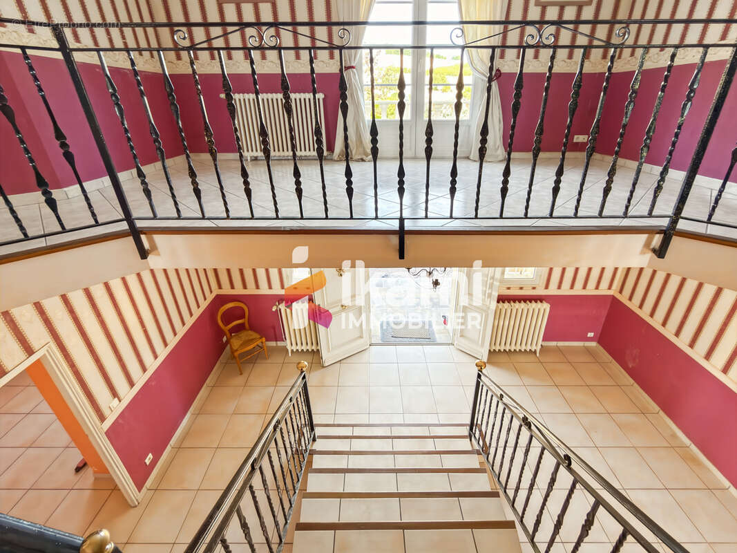 Maison 8 pièces de 212 m2 à Saligny 89100 - photo 18