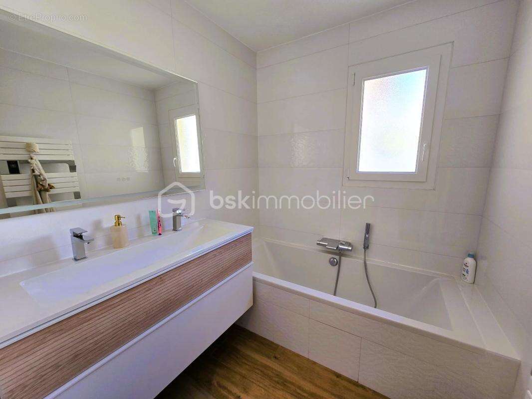 Maison à LA COLLE-SUR-LOUP