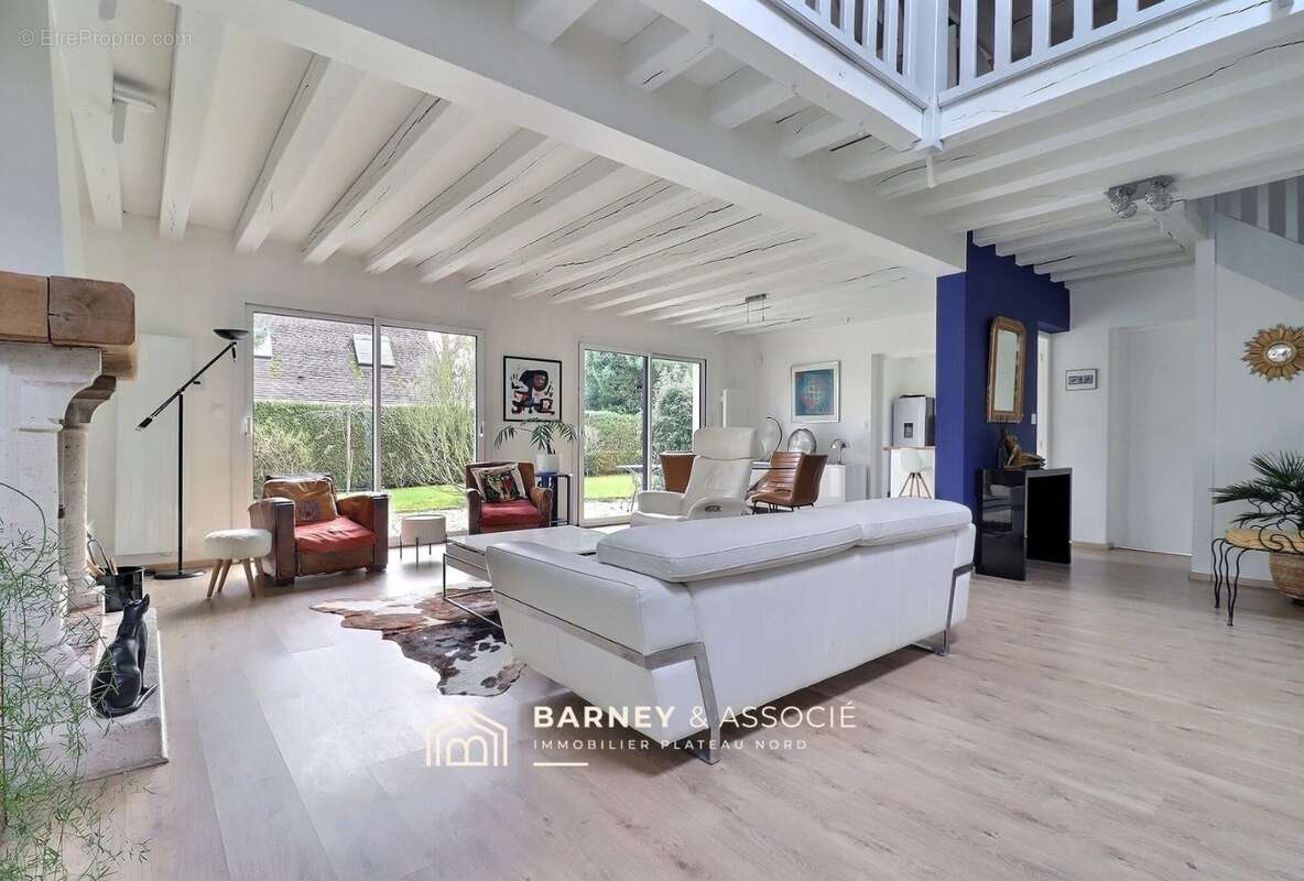 Maison à MONT-SAINT-AIGNAN