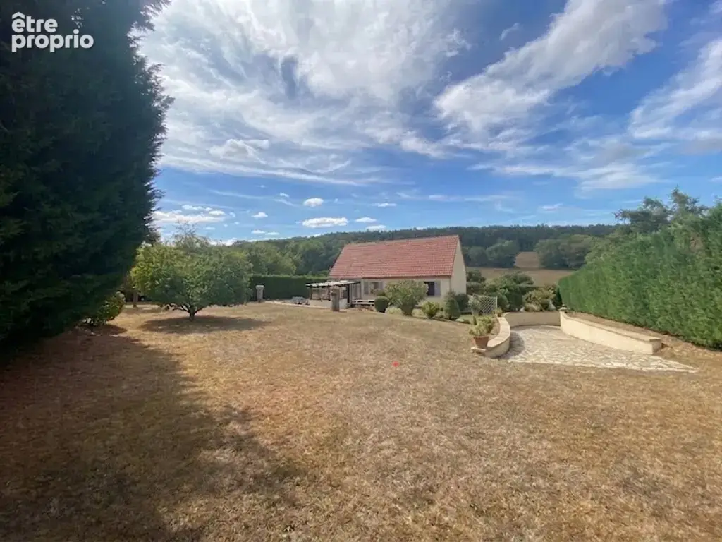 Maison à MAILLY-LA-VILLE