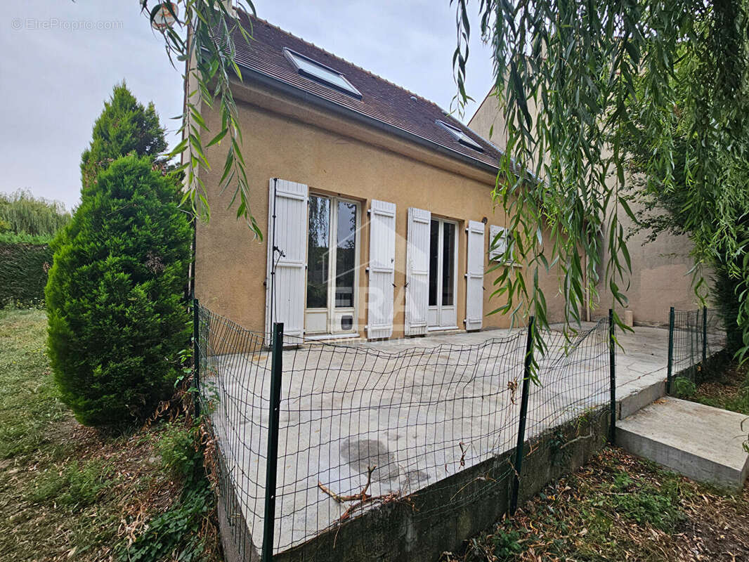 Maison 90m² à crespières - photo 2