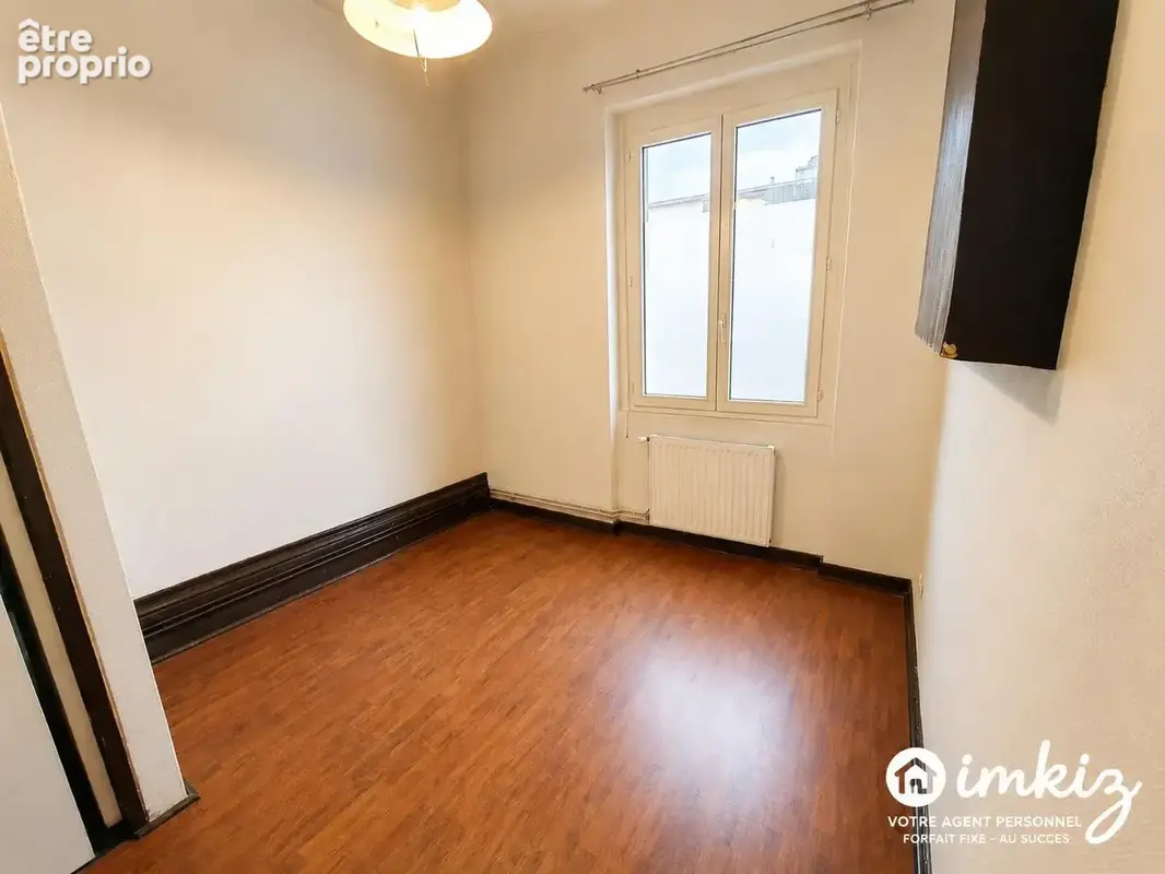T2 de 50m² avec cachet à rénover - Fort potentiel - photo 9