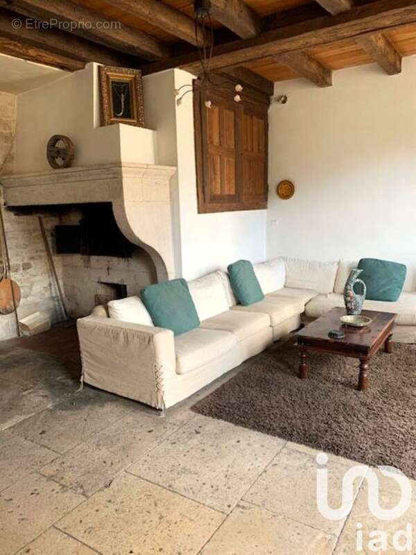 Photo 2 - Maison à VIGNEULLES-LES-HATTONCHATEL