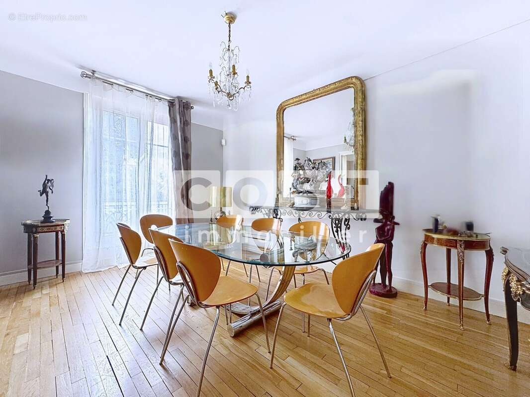 Appartement 70 m² à Asnieres-Sur-Seine  - photo 2