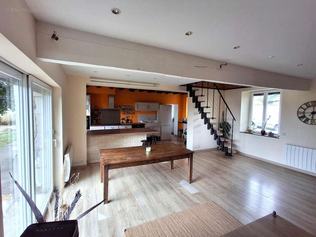 Photo 5 - Maison à NEUVY-LE-ROI