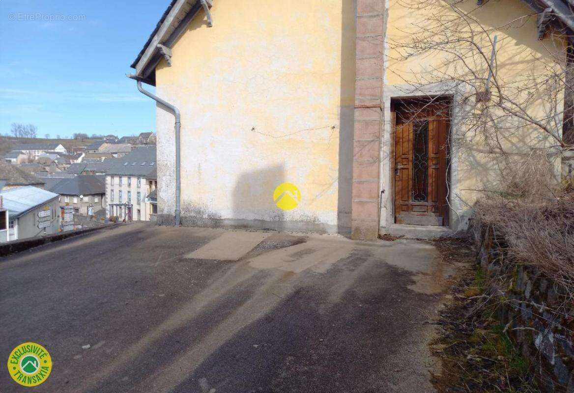 Maison à PIERREFORT