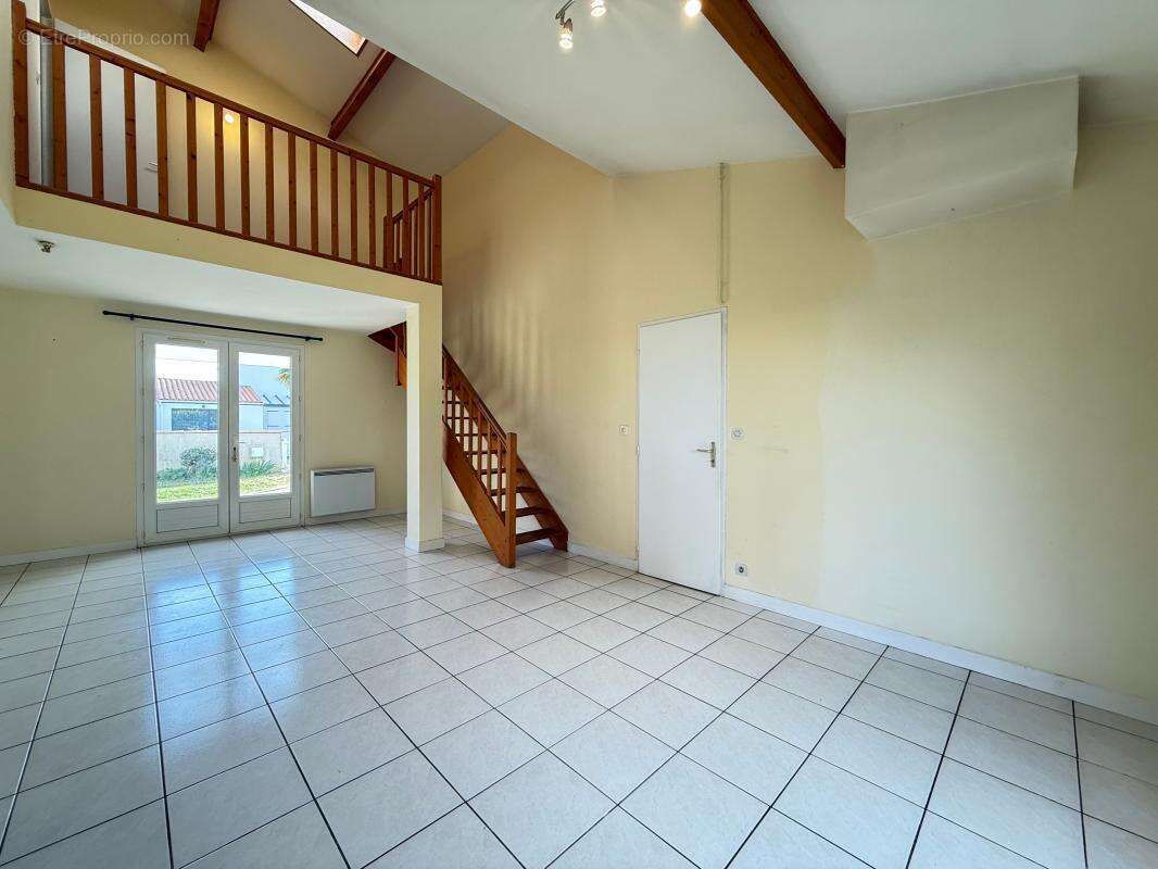 Maison à SAINT-PALAIS-SUR-MER