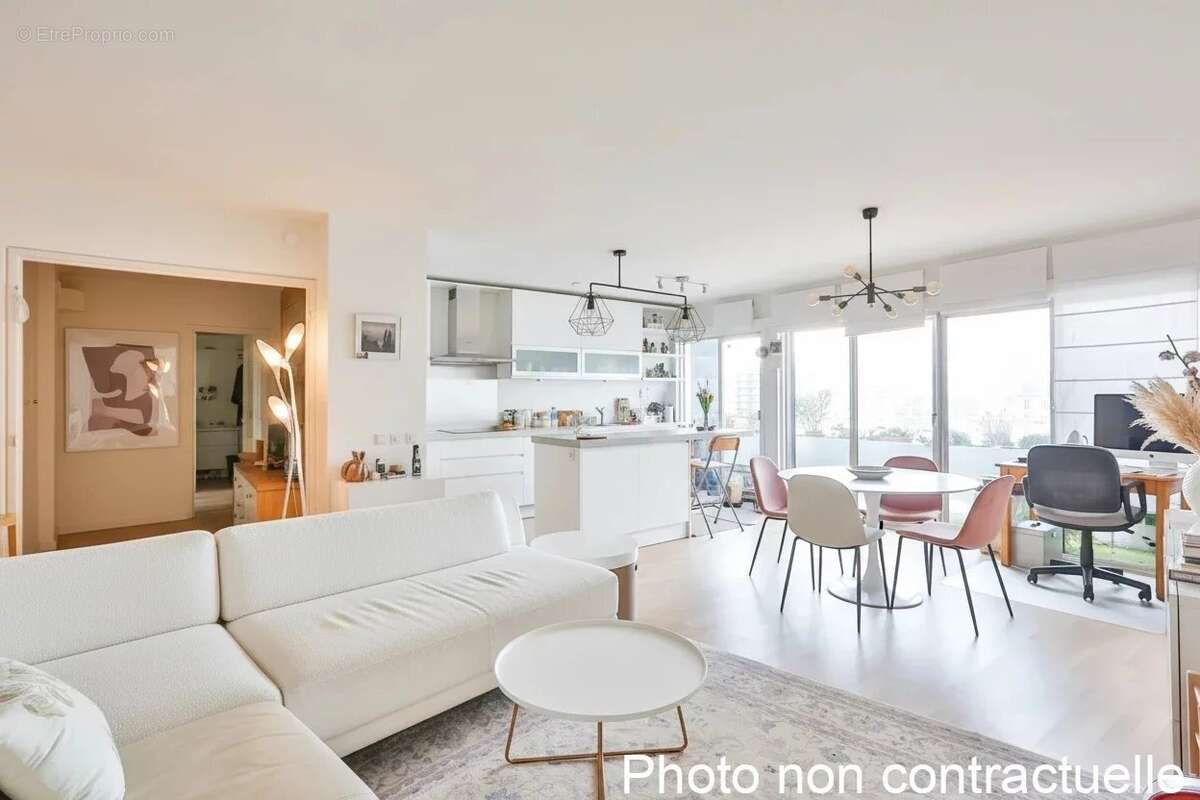 Appartement à PARIS-15E