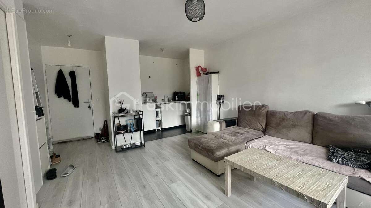 Appartement à BOUSSY-SAINT-ANTOINE