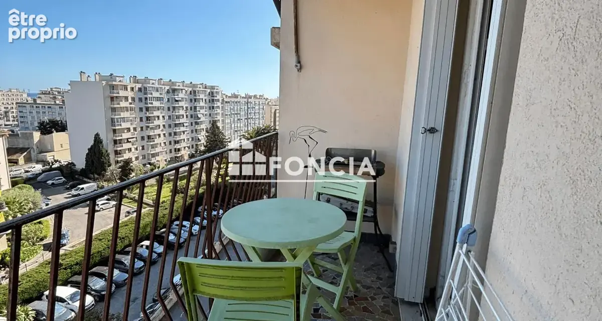 Nice Saint Augustin : F3 de 55m2 avec loggia et cave et parking collectif - photo 3