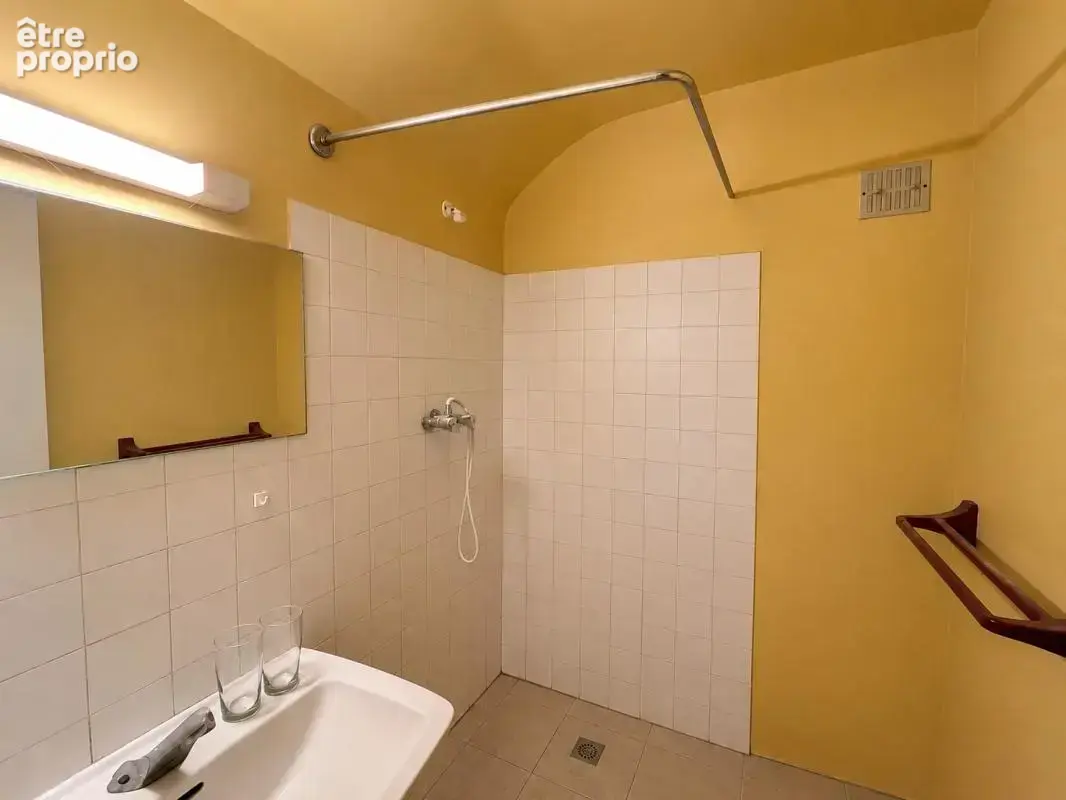 Domaine d'Exception de 17 Hectares, 4 chambres, 251m2 - gara - photo 26