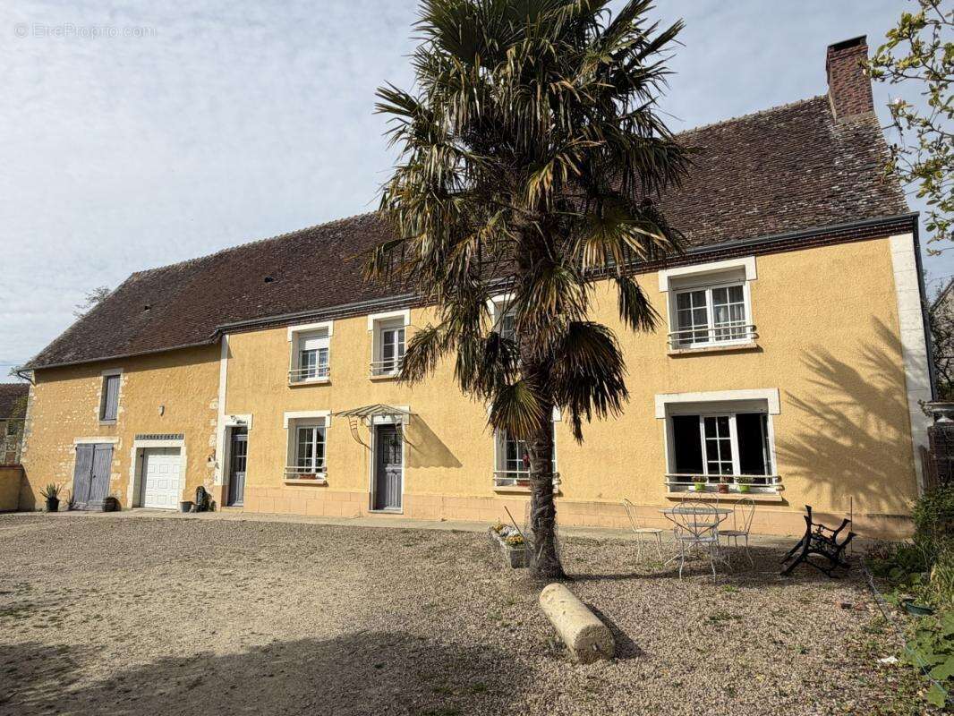 Maison à LA CHAPELLE-SOUEF