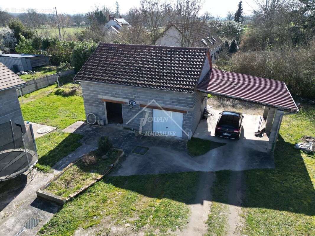 Maison à COSNE-D'ALLIER