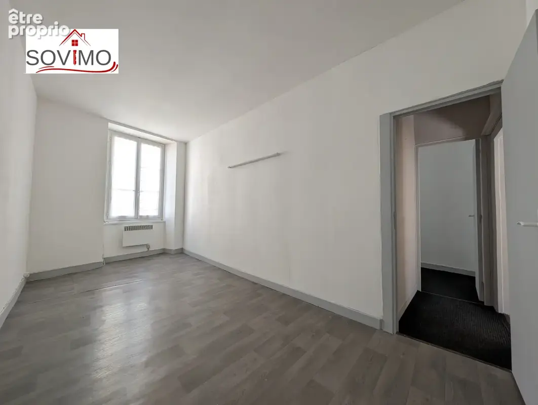 Immeuble a investissement locatif : 2 appts + 1 local commercial - photo 3