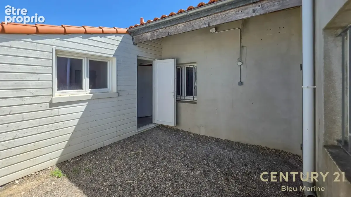 Commerce 170 m² à L'ile-D'olonne  - photo 6