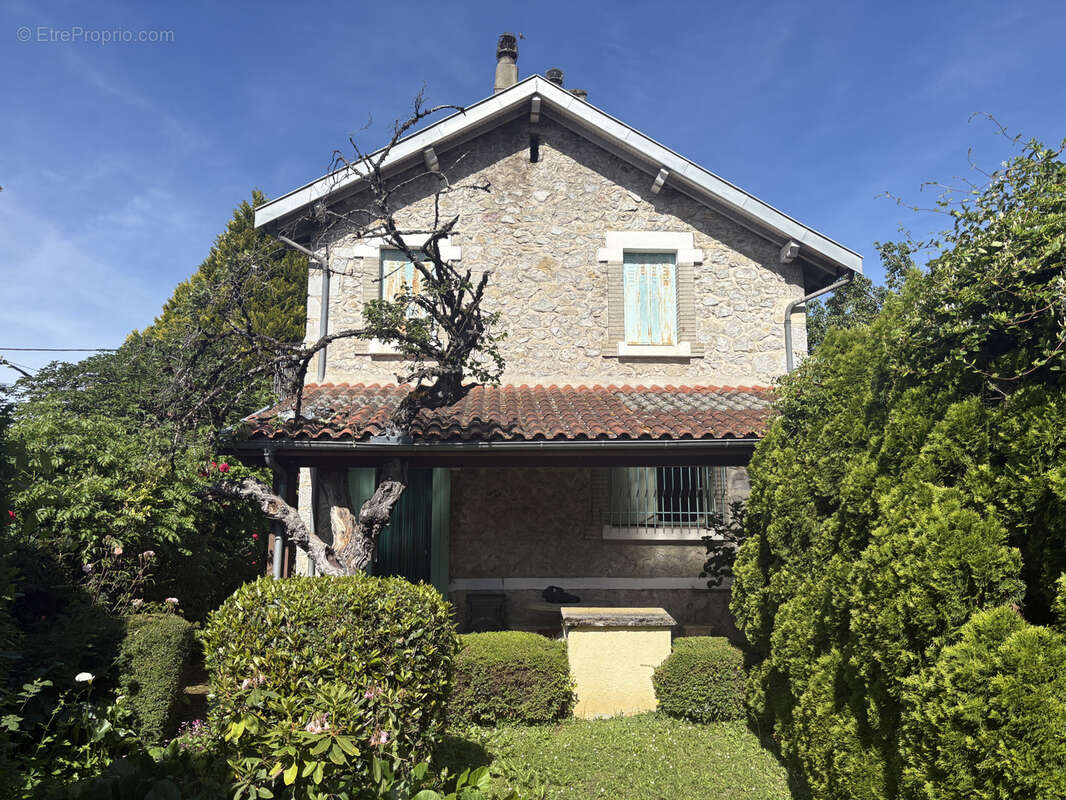 Maison à SAINT-GIRONS