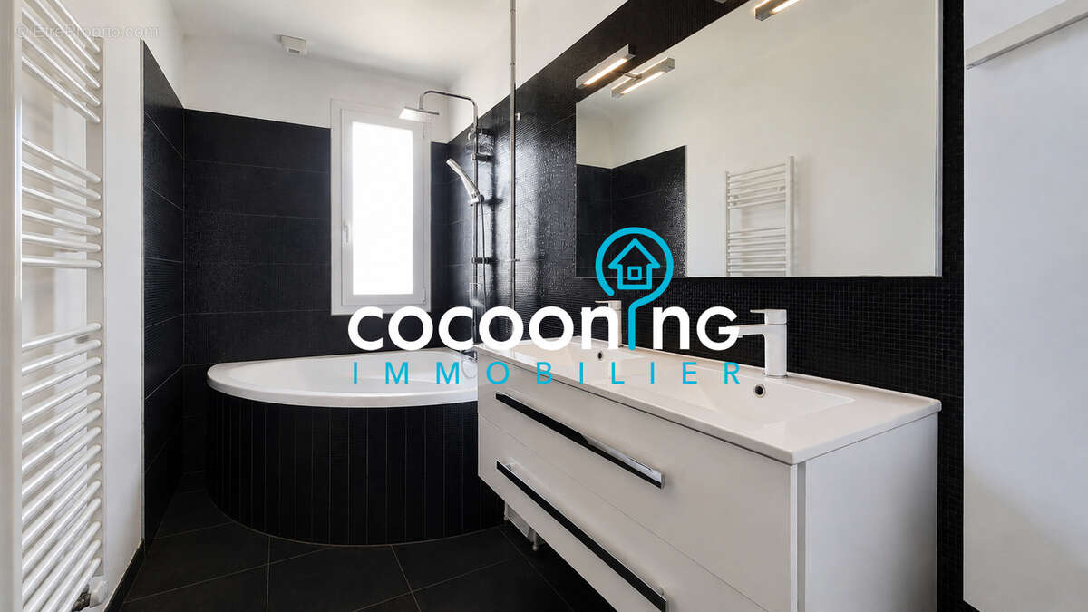 Grande maison familiale en village sur 3 niveaux - photo 6