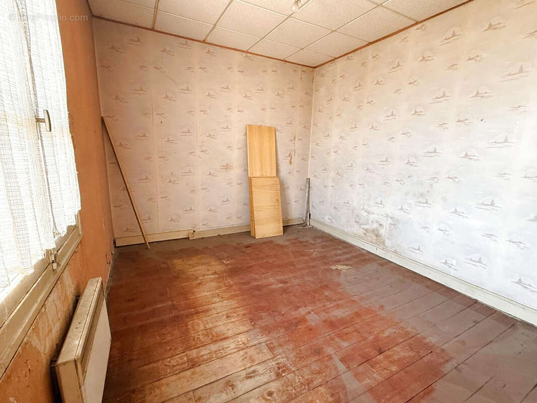 HIDRI IMMO PLUS vous propose un Ensemble immobilier unique à fort potentiel : Maison, Atelier et Dépendances - photo 16