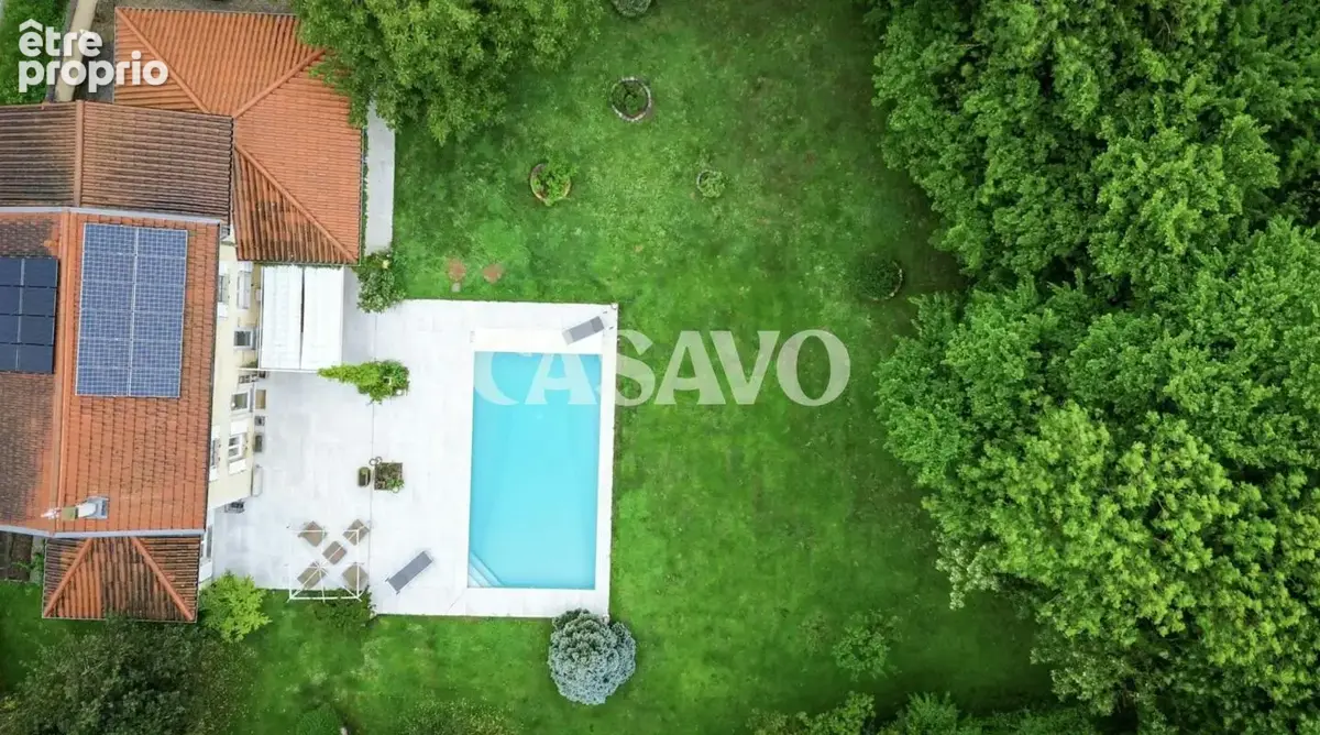Vente Maison 7 pièces de 190m² - 38540 Heyrieux - photo 5