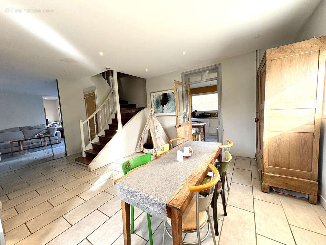 Maison à SAINT-GERMAIN-AU-MONT-D'OR