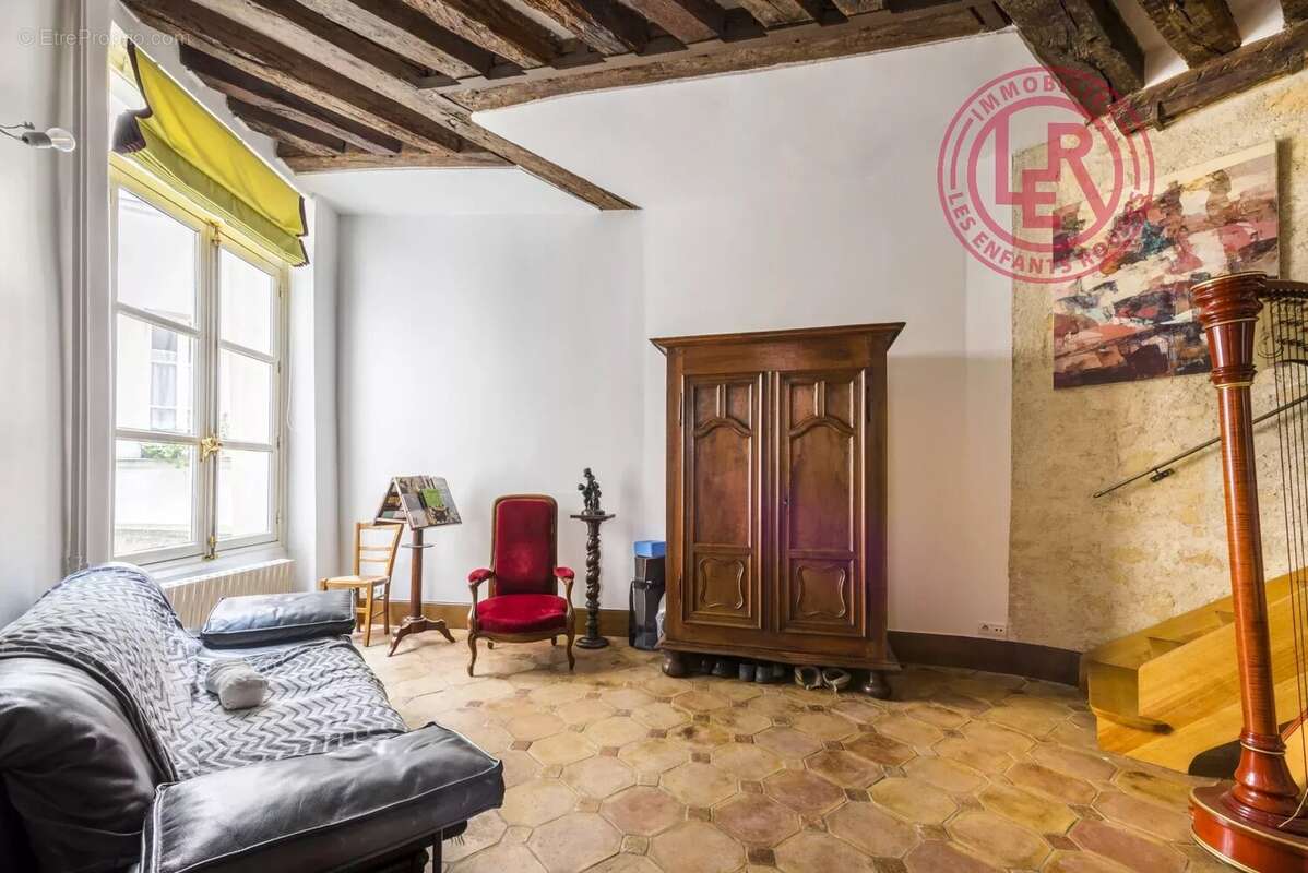Appartement à PARIS-5E