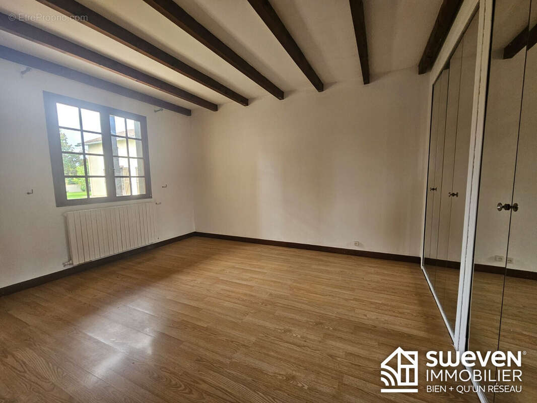 chambre 3 - Maison à BOULOGNE-SUR-GESSE