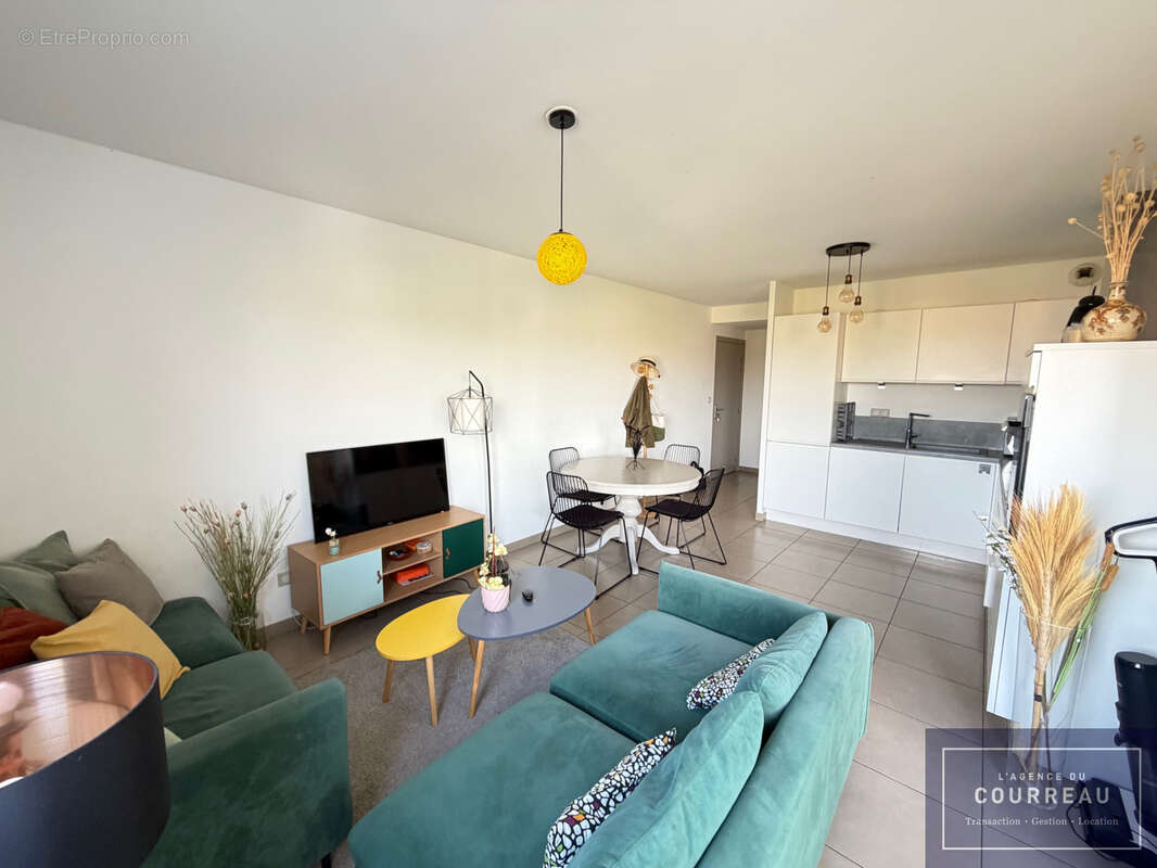 Appartement à JUVIGNAC