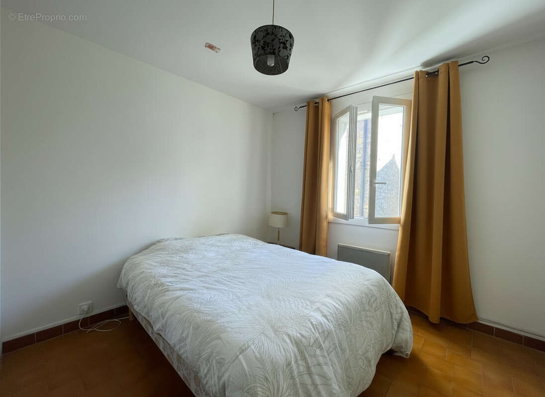 Vaison centre - appartement t3 loue - photo 3