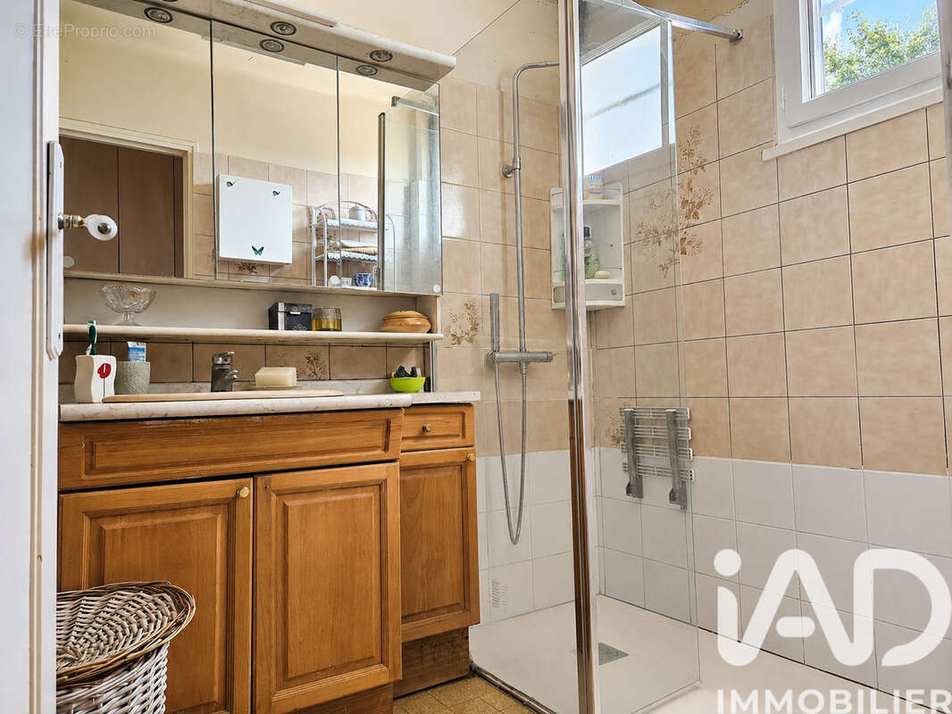 Maison 93 m² à Montmachoux  - photo 5