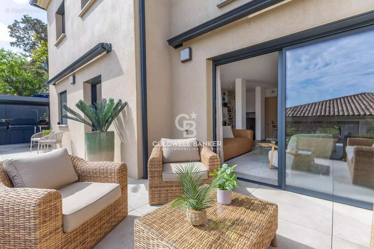 Appartement à L'ILE-ROUSSE