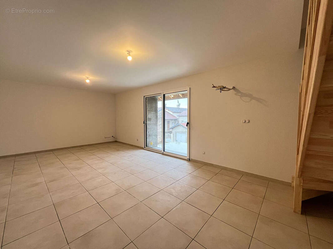 Maison Triplex Arbent 6 pièces 126.15 m2 - photo 2