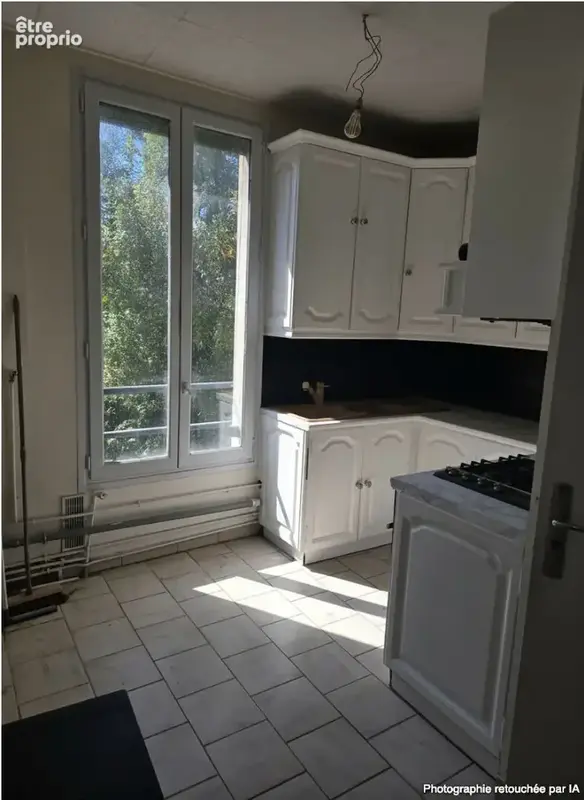 Appartement Ivry Sur Seine Opportunité à Saisir ? T2 Lumineux avec Jardin Intérieur, Box, Cave et Débarras - photo 5