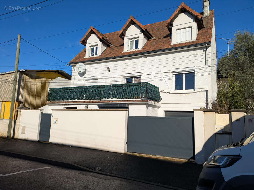 Maison à MITRY-MORY