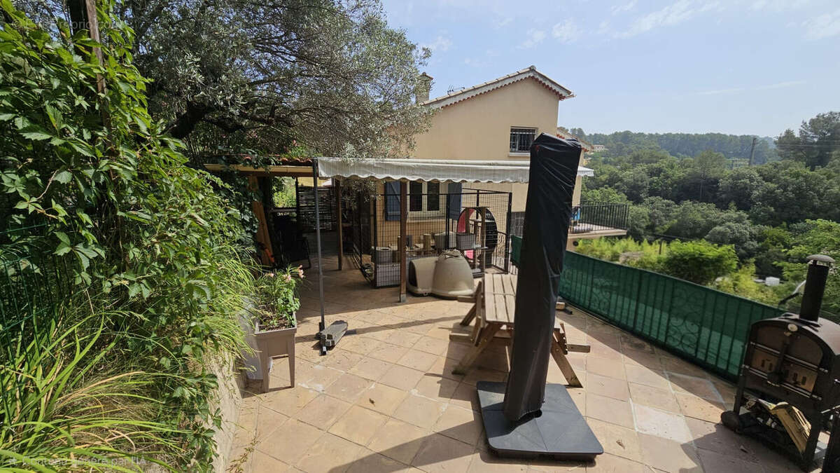 Maison à LE LUC