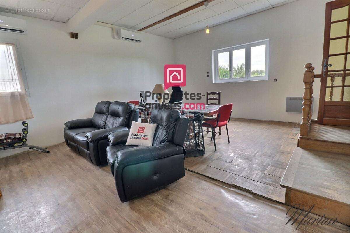 Maison à LE MESNIL-SUR-BULLES