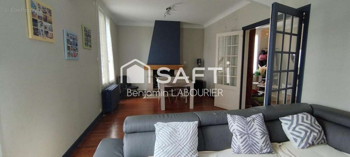 Photo 2 - Maison à JOIGNY