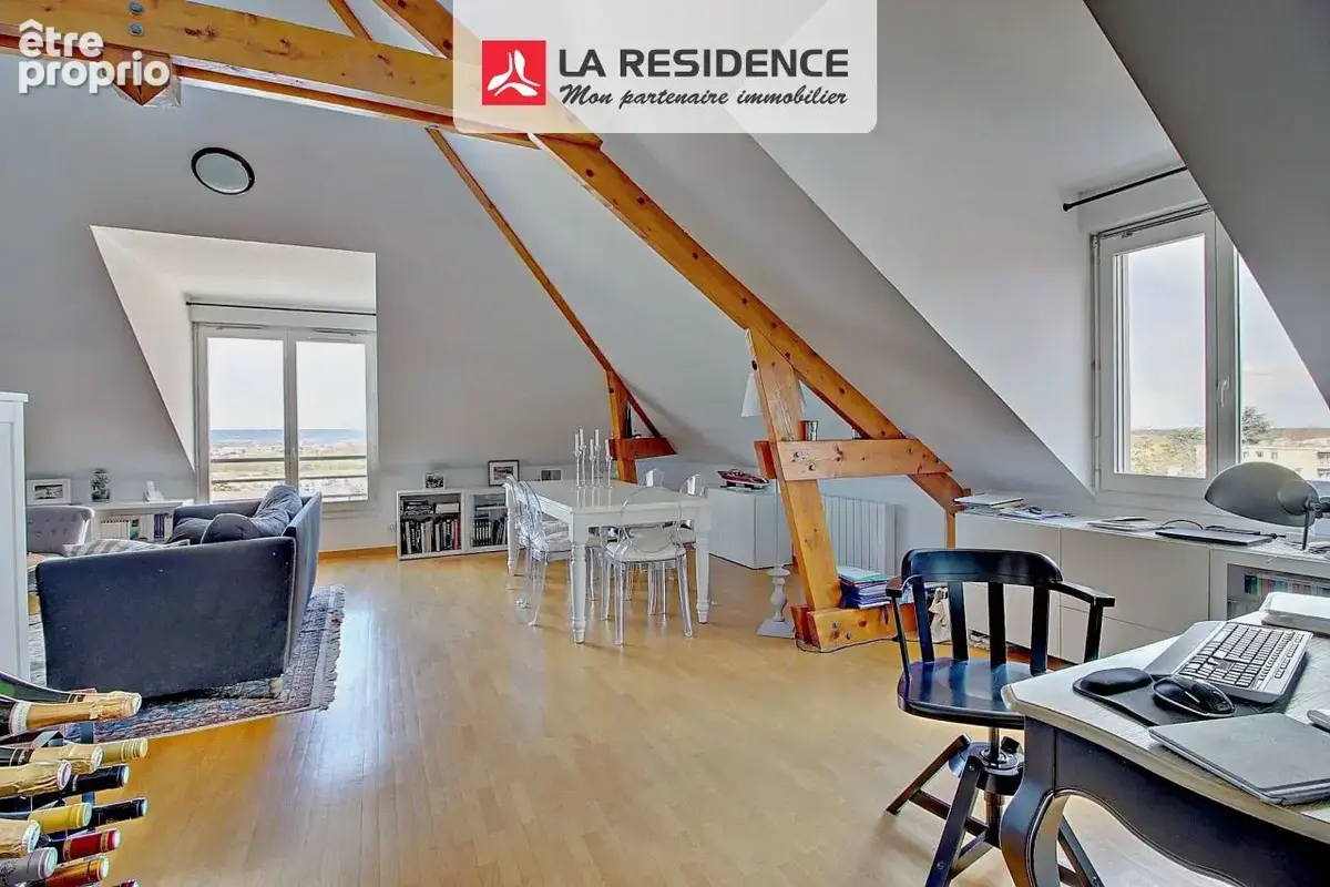Appartement 5 pièces 101 m² à vendre à Chambourcy (78240) - photo 2