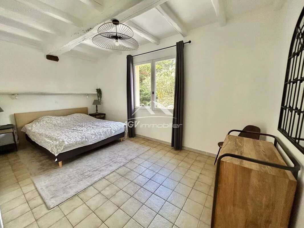 Maison à SAINT-JEAN-DU-PIN