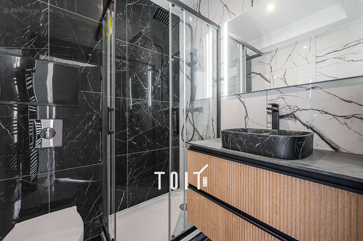 Appartement à PARIS-12E