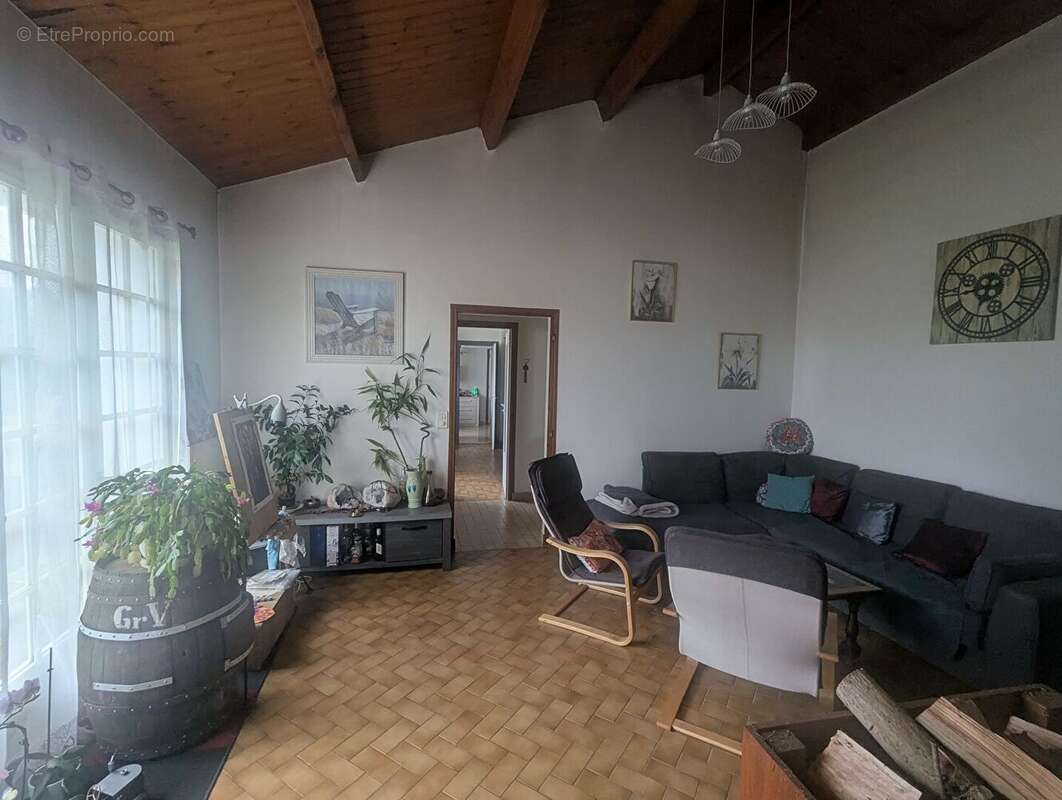 Maison à LE PERRIER