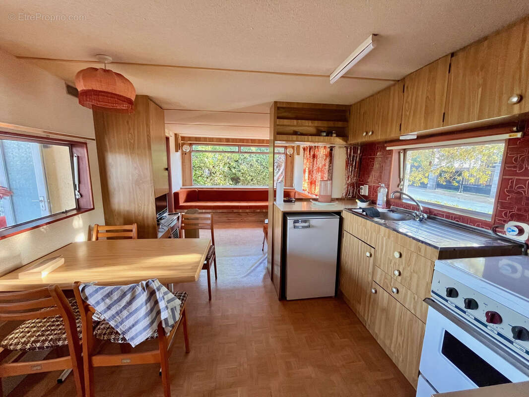 Maison à ROQUEBRUNE-SUR-ARGENS