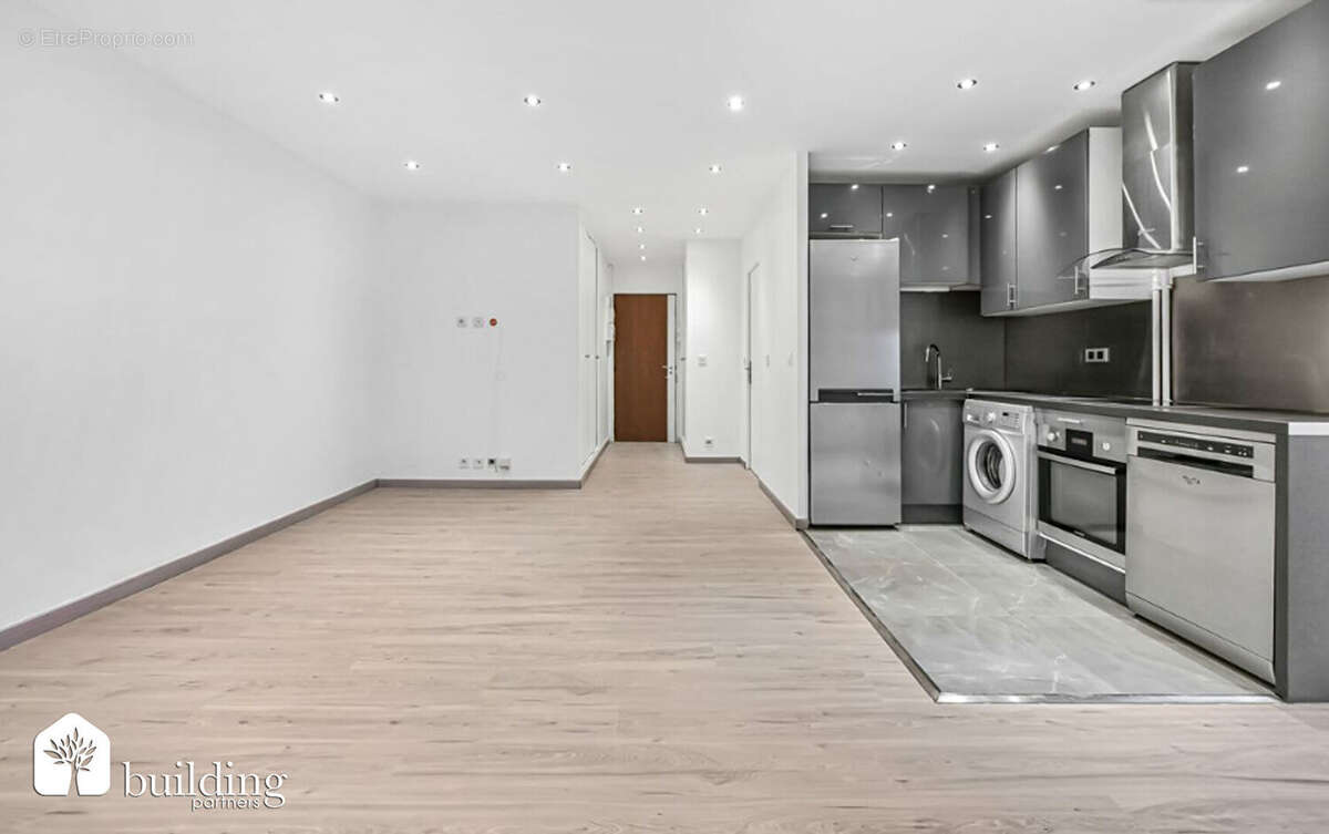Proche Saussaye - Grand studio - 40,06 m² avec balcon - photo 5