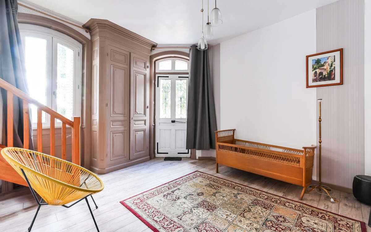 Maison à VILLEFRANCHE-SUR-SAONE