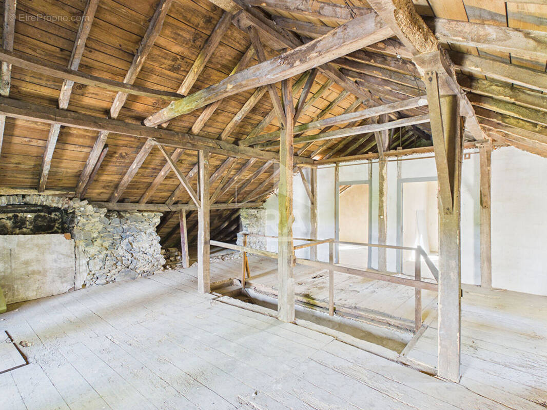 Cambo-Les-Bains - Vente Appartement 5 pièces - Travaux à prévoir - photo 1