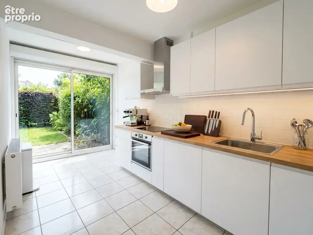 AIX EN PROVENCE, proche centre-ville, appartement 2 pièces de 60 m2, ascenseur, parking - photo 3
